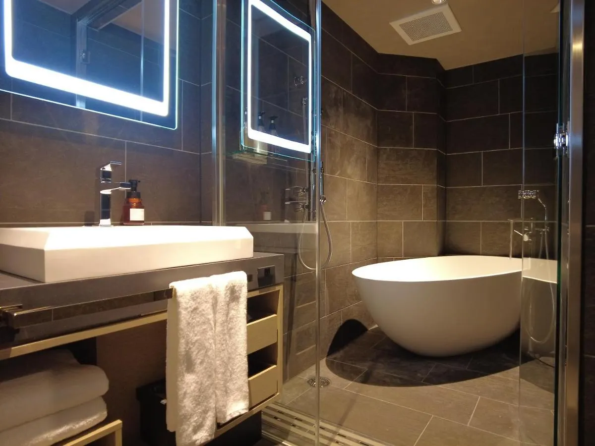 ***  Hotel Cordia Osaka Hommachi Japan